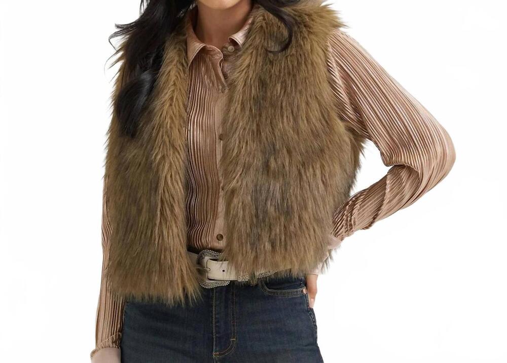 NEW WRANGLER faux fur vest in brown